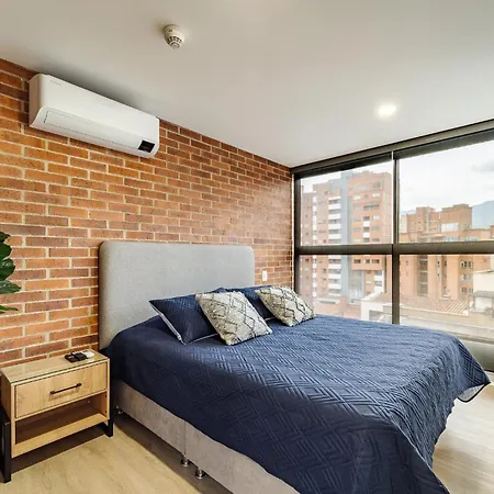 Apartamento Ubicado En, Laureles, Medellin